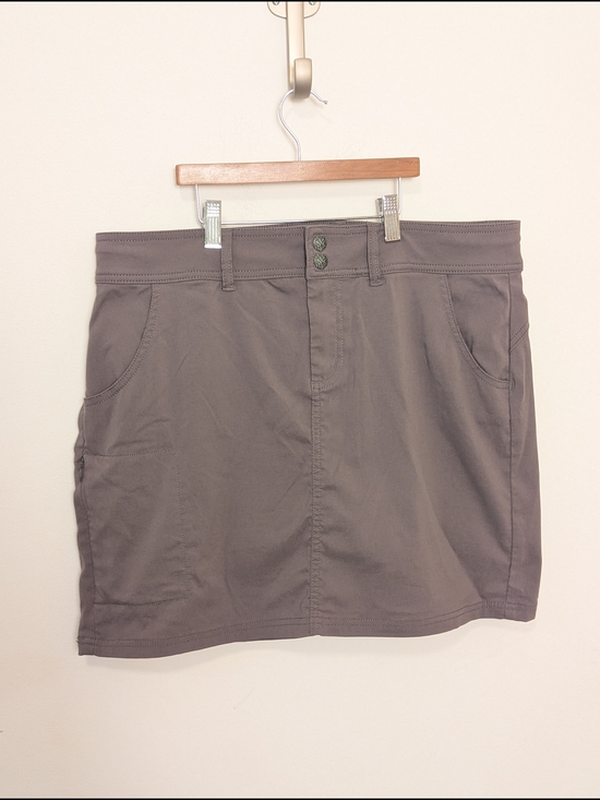 Prana Pants - Prana Halle Casual Utility Hiking Outdoors Skort in Gray Size 12